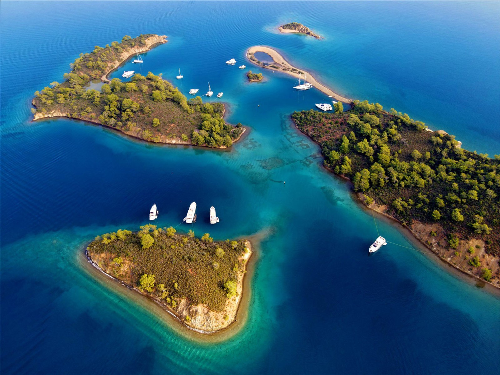 CLUB PRIVE BY RIXOS GOCEK