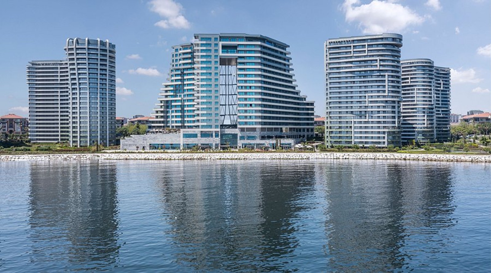 JW Marriott Hotel Istanbul Marmara Sea